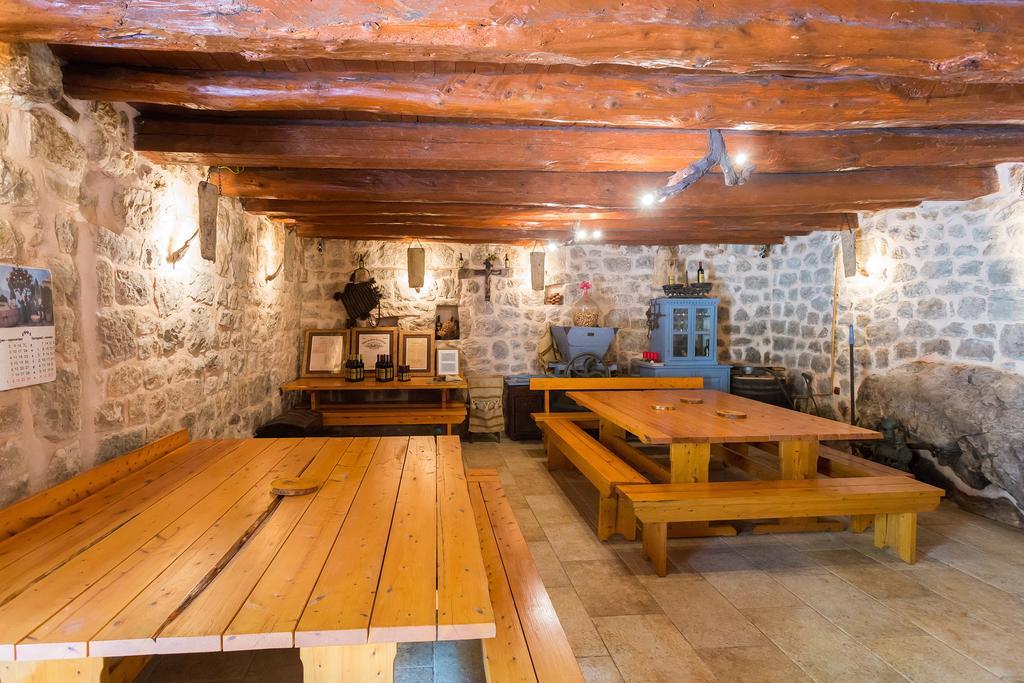 Konavle Apartments Zlatovisce Gruda ภายนอก รูปภาพ
